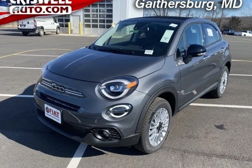 2023 Fiat 500X Pop photo 1