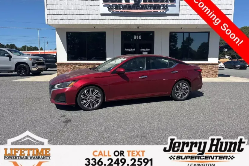 2023 Nissan Altima 2.5 SL photo 1