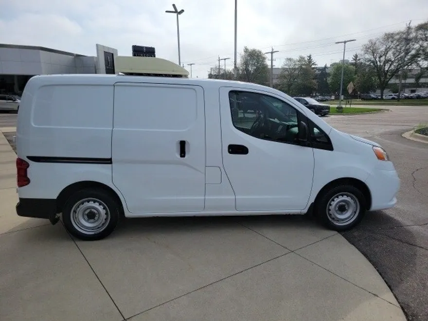 2020 Nissan NV200 S photo 1