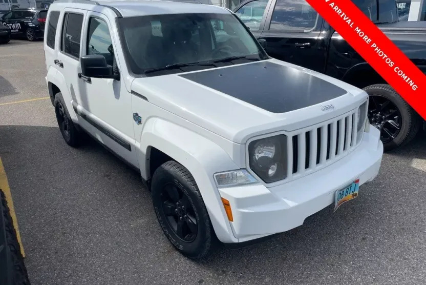 2012 Jeep Liberty Sport photo 1