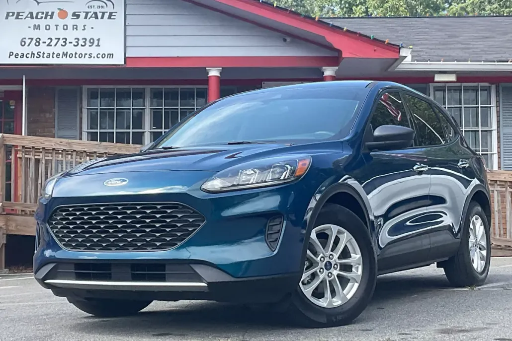 2020 Ford Escape S photo 1