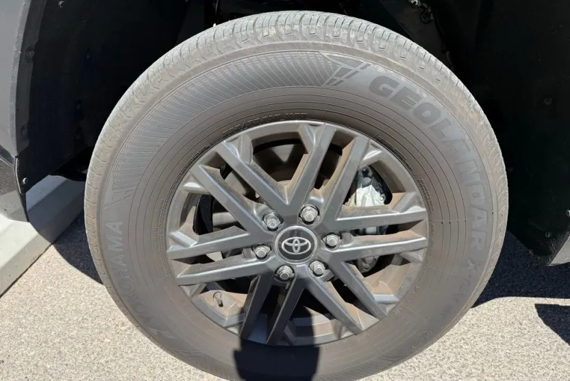 2025 Toyota Tundra SR5 photo 1