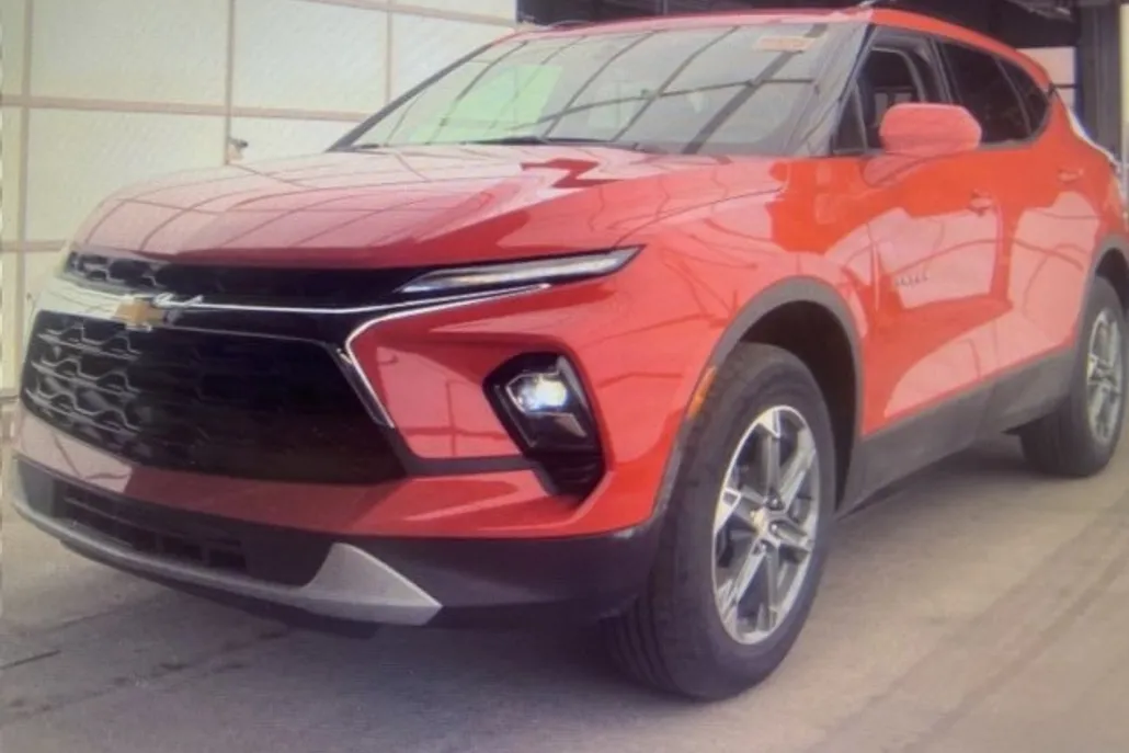 2023 Chevrolet Blazer 2LT photo 1