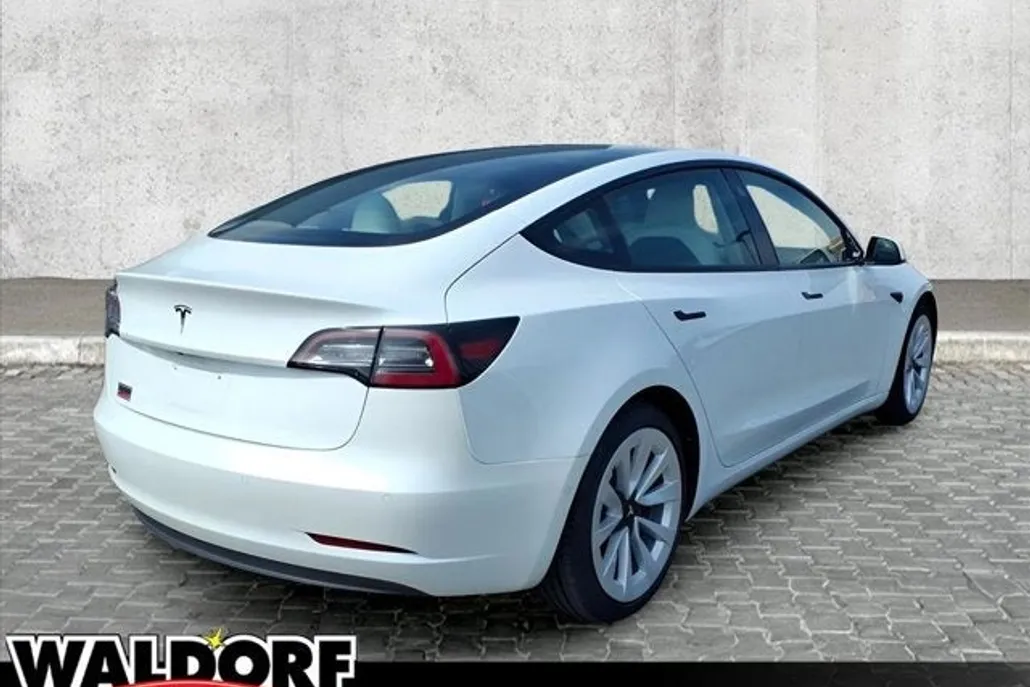 2022 Tesla Model 3 photo 1