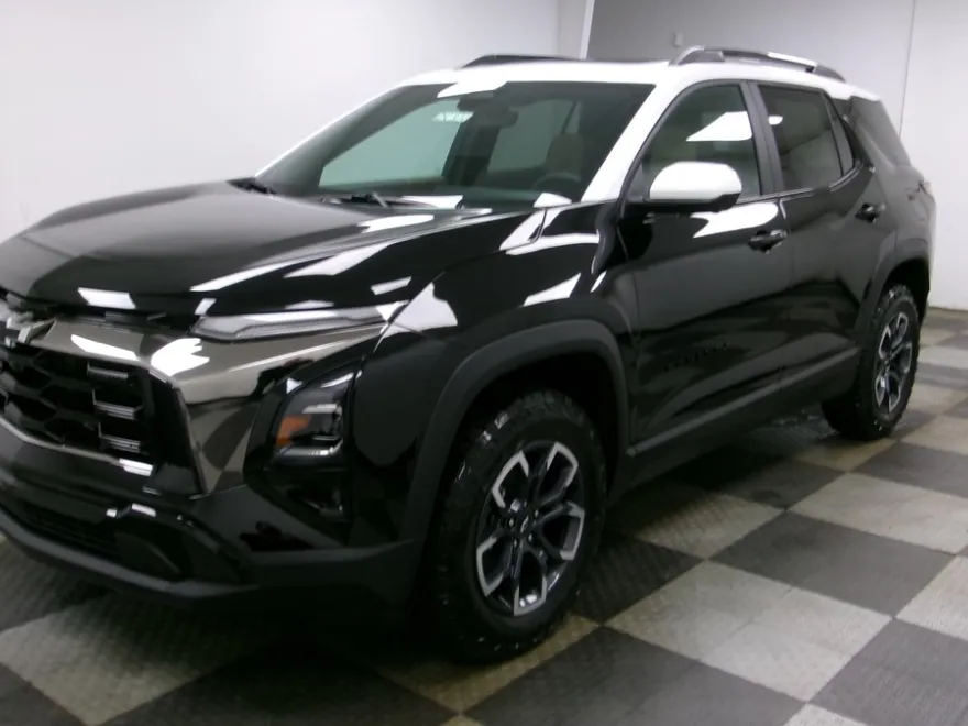 2025 Chevrolet Equinox ACTIV photo 1