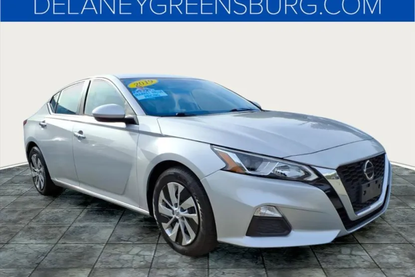 2019 Nissan Altima 2.5 S photo 1
