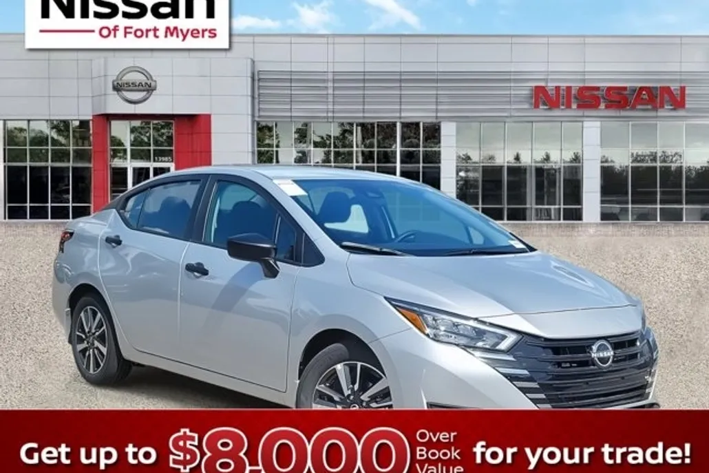 2025 Nissan Versa 1.6 S photo 1