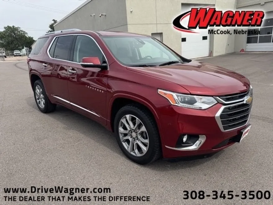 2020 Chevrolet Traverse Premier photo 1