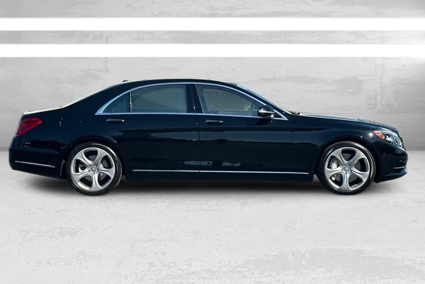 2015 Mercedes Benz S 550 photo 1