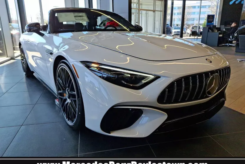 2025 Mercedes Benz SL AMG 63 photo 1