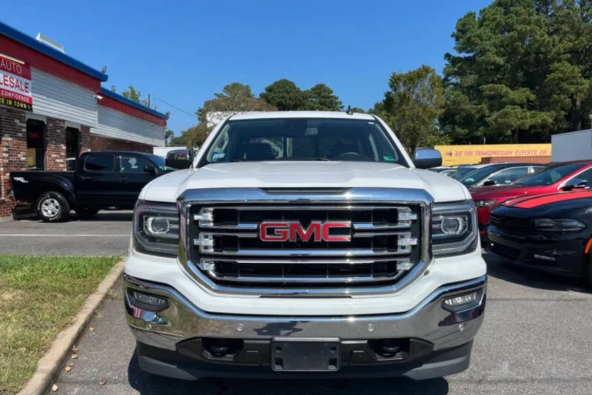2018 Gmc Sierra 1500 SLT photo 1