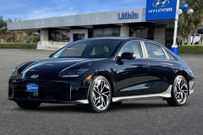 2025 Hyundai Ioniq 6 SEL photo 1