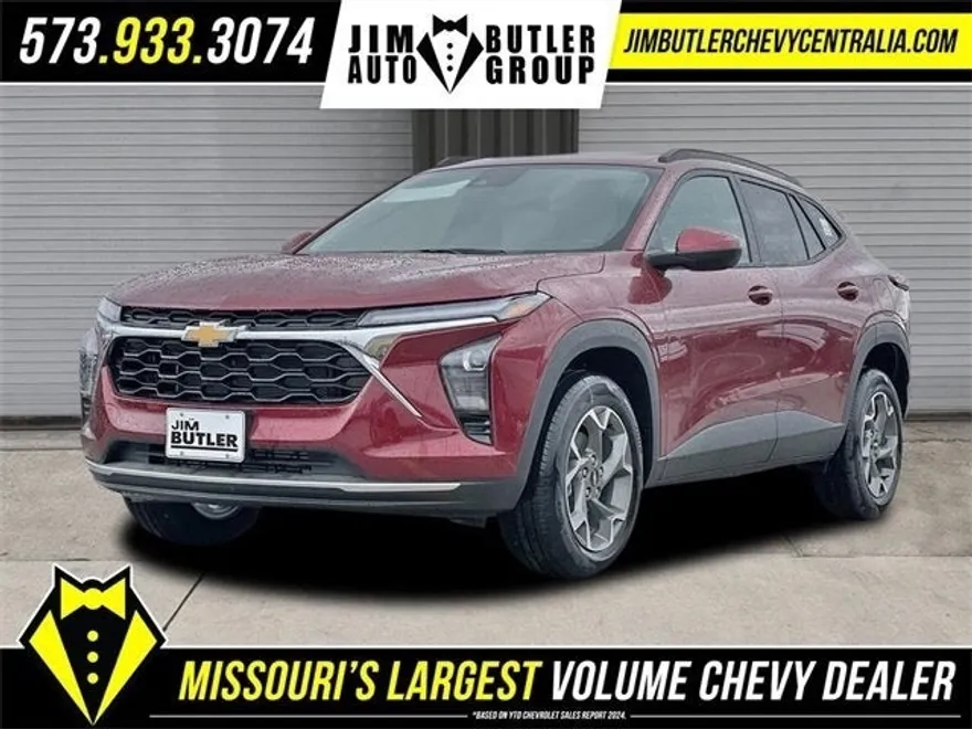 2025 Chevrolet Trax LT photo 1