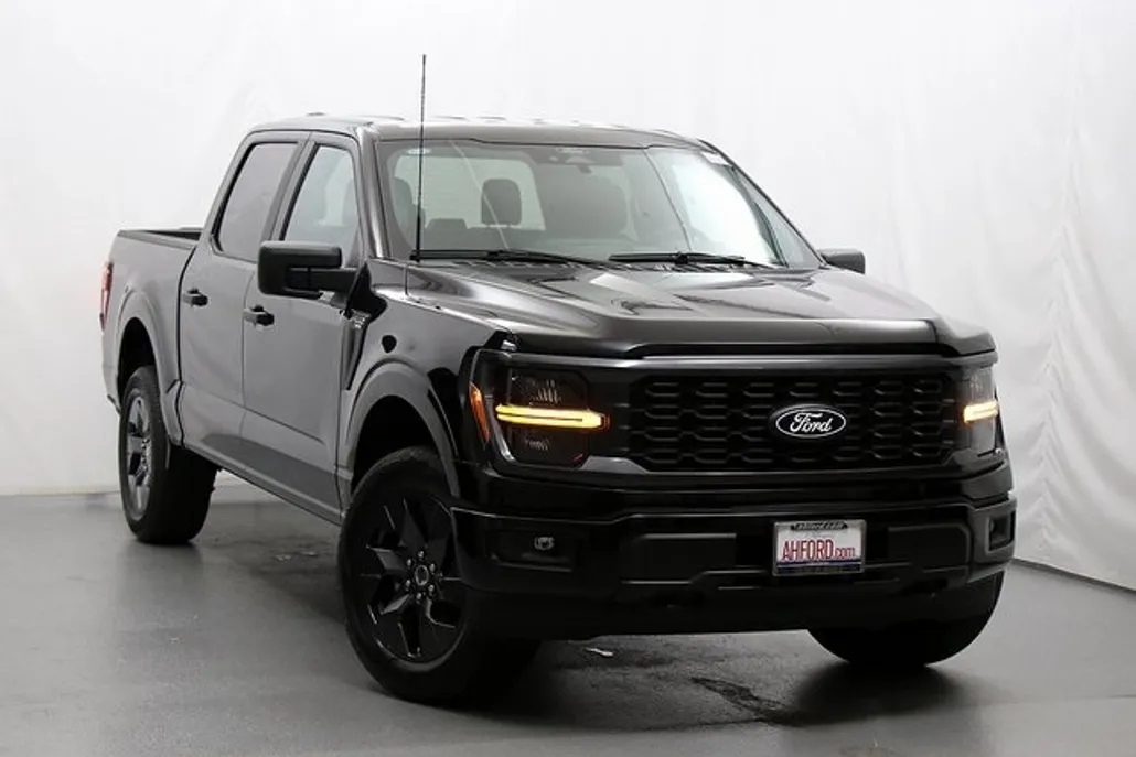2025 Ford F-150 STX photo 1