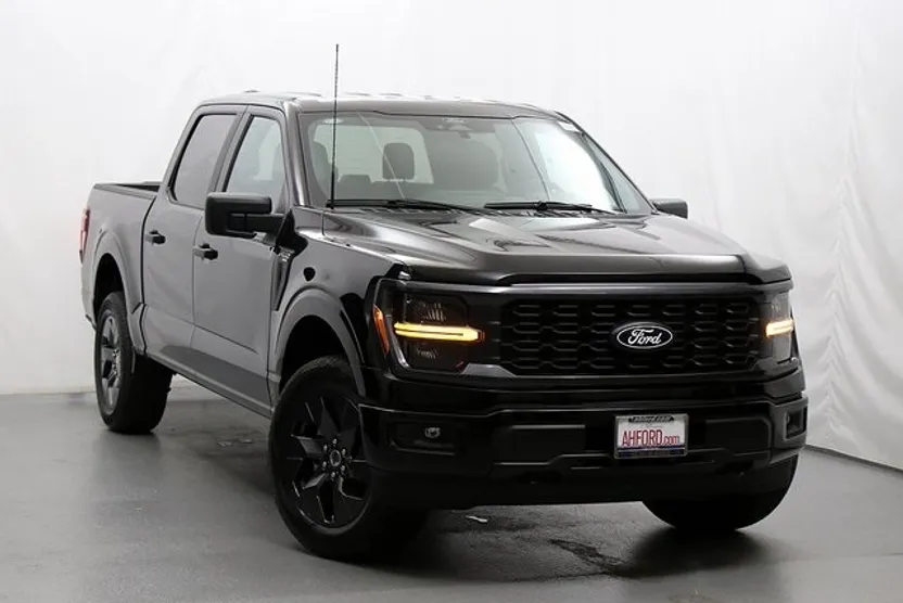 2025 Ford F-150 STX photo 1