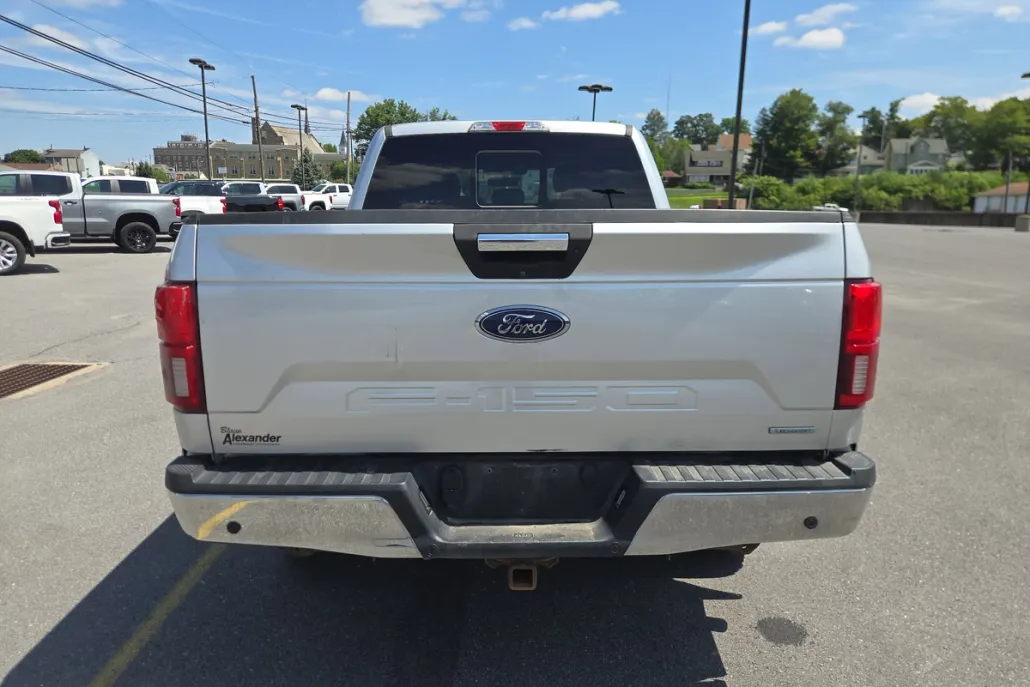 2019 Ford F-150 XLT photo 1