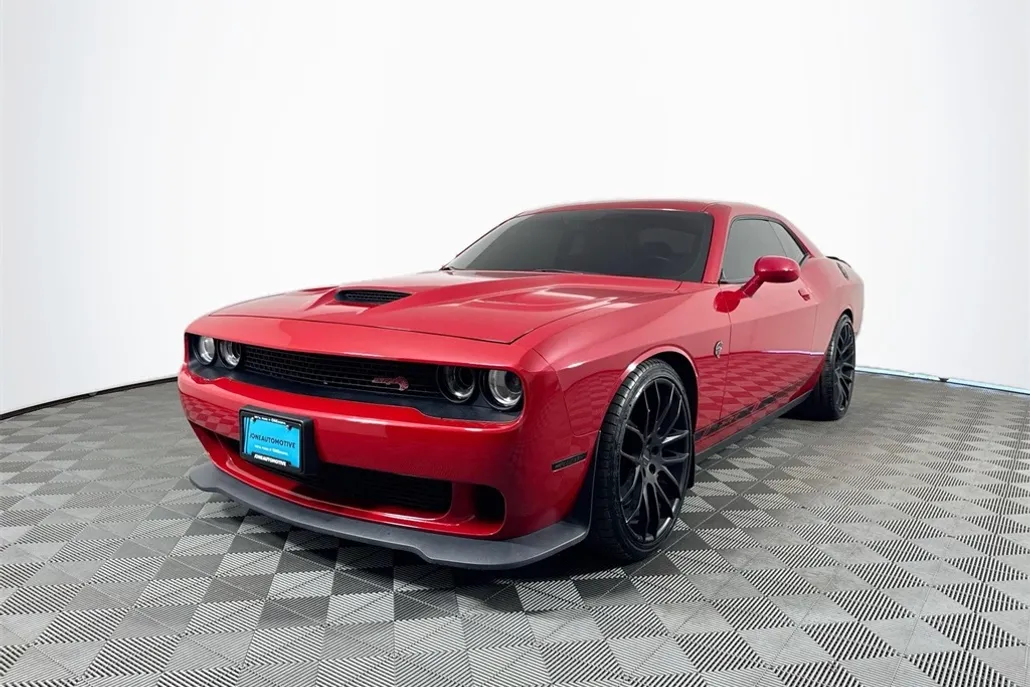 2015 Dodge Challenger SRT8 Hellcat photo 1