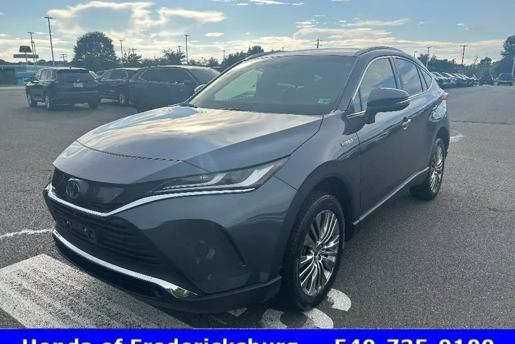 2021 Toyota Venza Limited photo 1