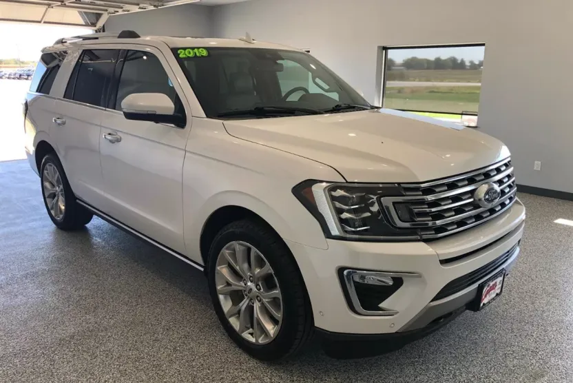 2019 Ford Expedition Limited photo 1