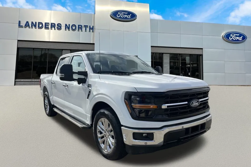 2025 Ford F-150 XLT photo 1