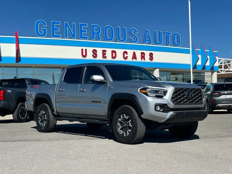 2022 Toyota Tacoma TRD Off-Road photo 1