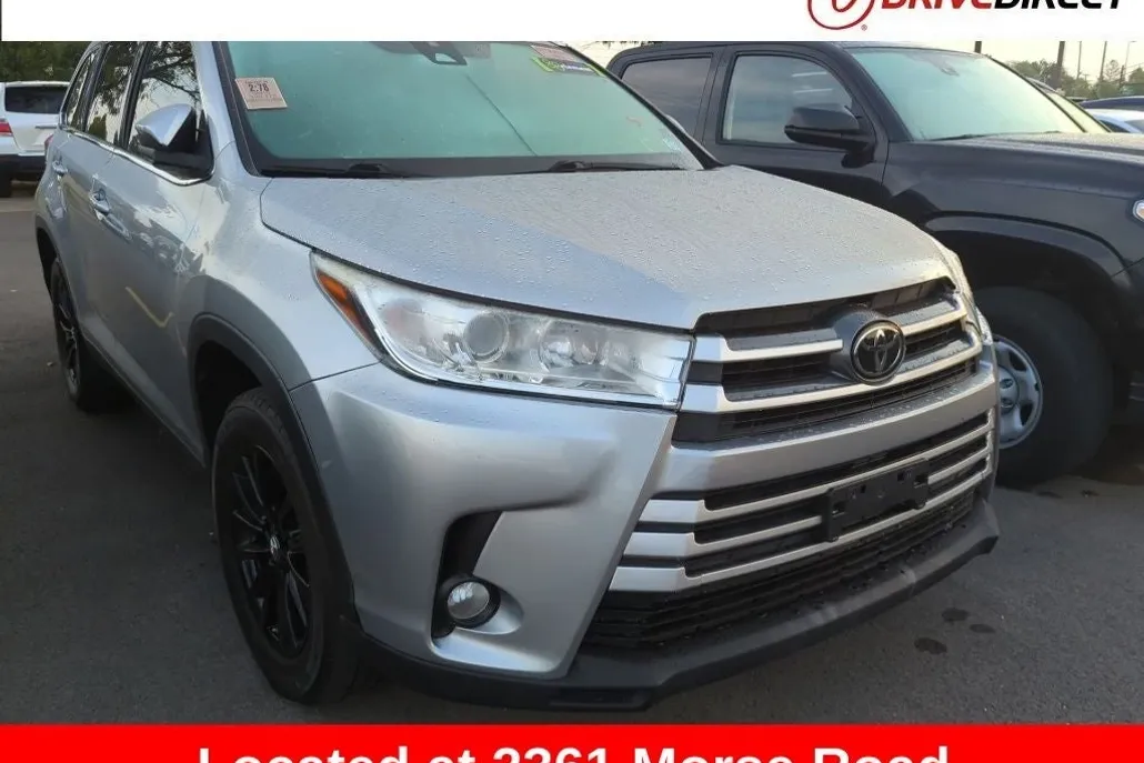 2019 Toyota Highlander XLE photo 1