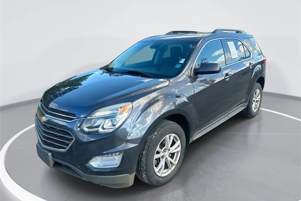 2016 Chevrolet Equinox LT photo 1