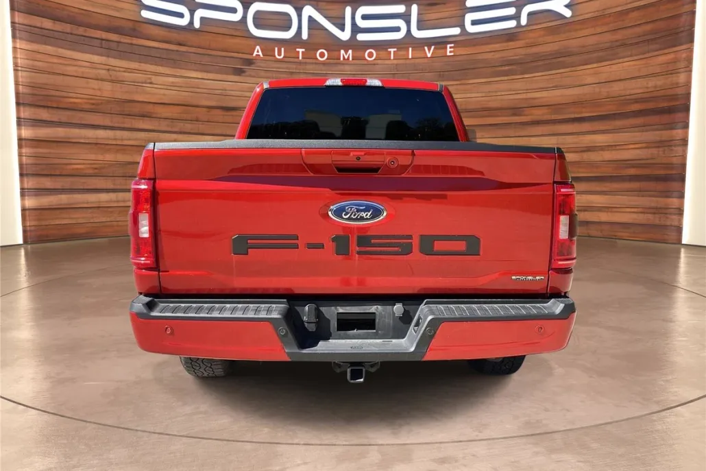 2023 Ford F-150 XLT photo 1