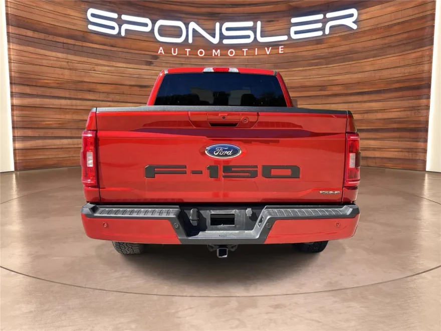2023 Ford F-150 XLT photo 1