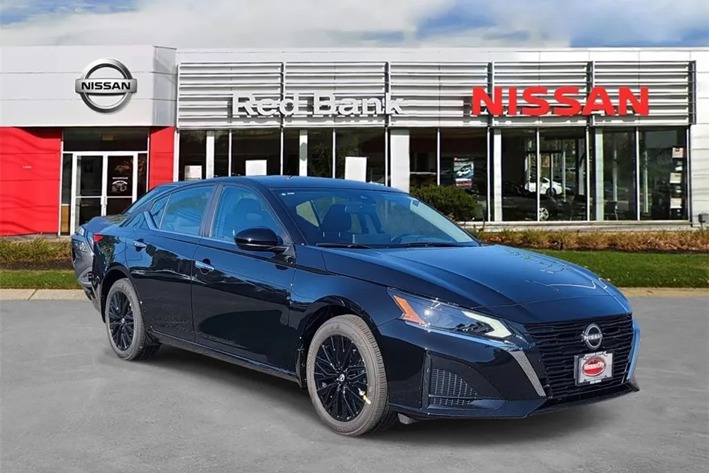 2025 Nissan Altima 2.5 SV photo 1