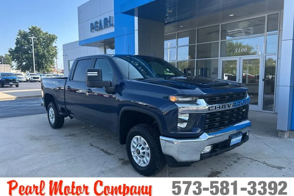 2022 Chevrolet Silverado 2500HD LT photo 1