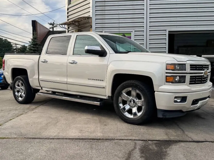 2015 Chevrolet Silverado 1500 LTZ photo 1