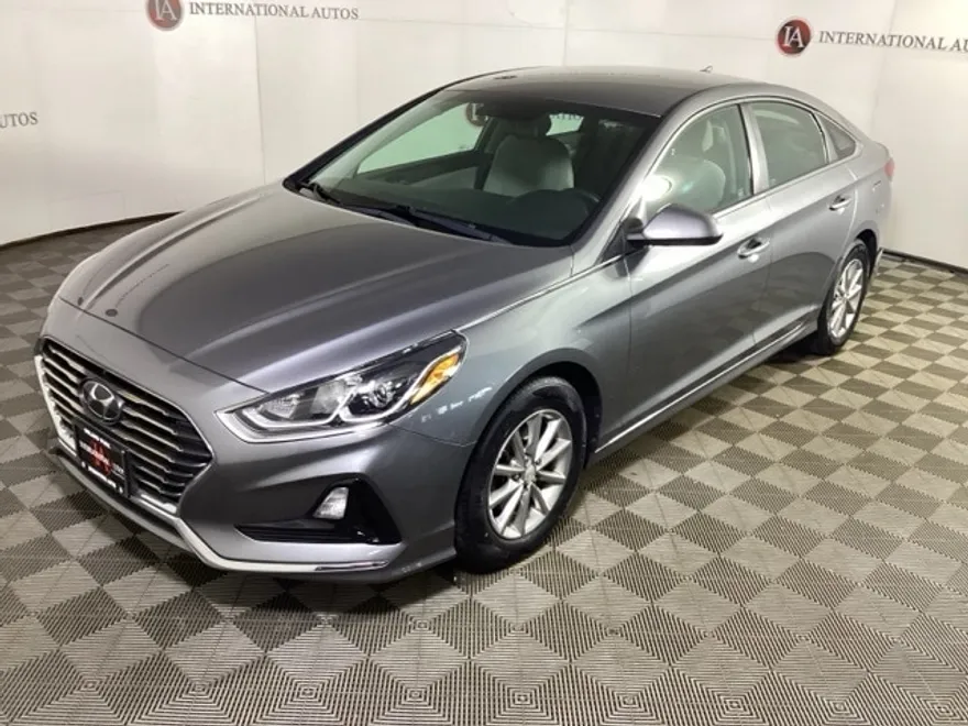 2019 Hyundai Sonata SE photo 1