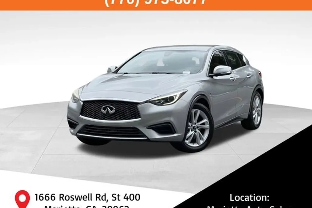 2018 Infiniti QX30 Luxury photo 1
