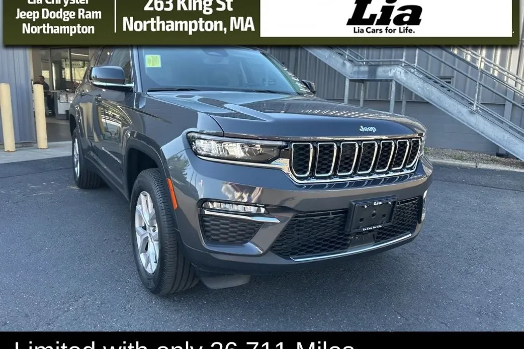 2022 Jeep Grand Cherokee Limited photo 1