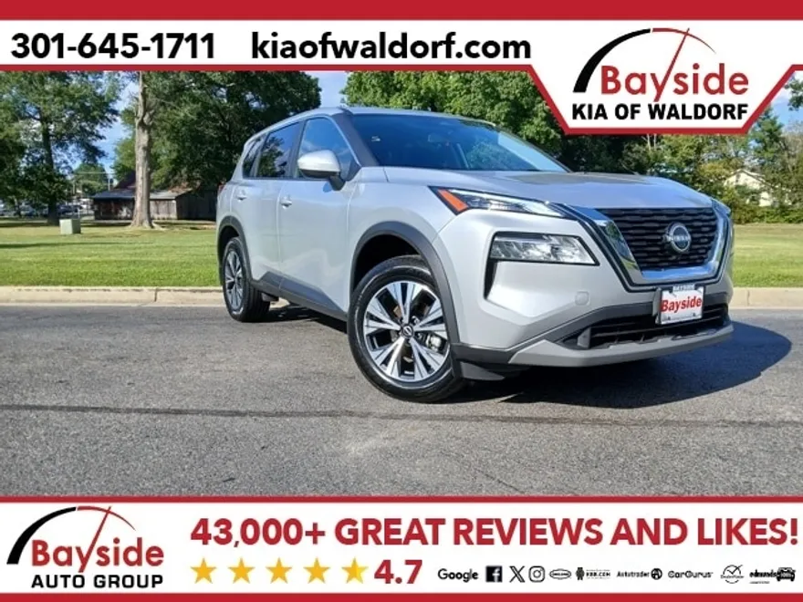 2023 Nissan Rogue SV photo 1