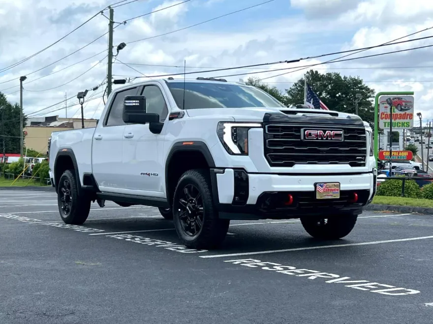 2025 Gmc Sierra HD AT4 photo 1