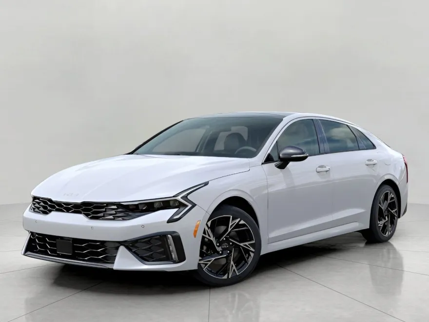 2026 Kia K5 GT-Line photo 1