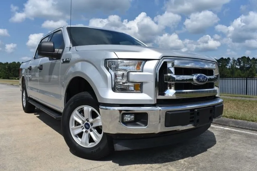 2017 Ford F-150 XLT photo 1