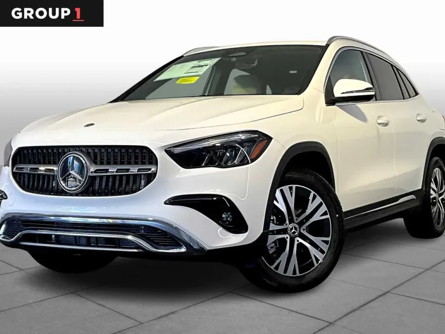 2025 Mercedes Benz GLA 250 4MATIC photo 1