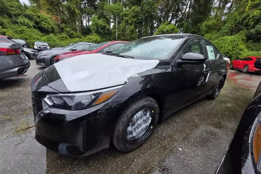 2025 Nissan Sentra S photo 1