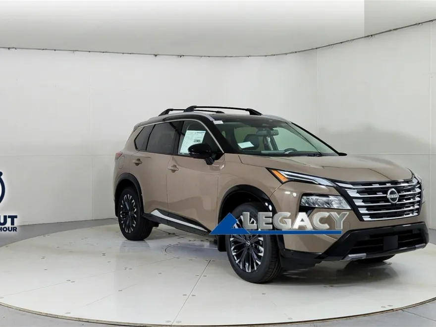 2025 Nissan Rogue Platinum photo 1