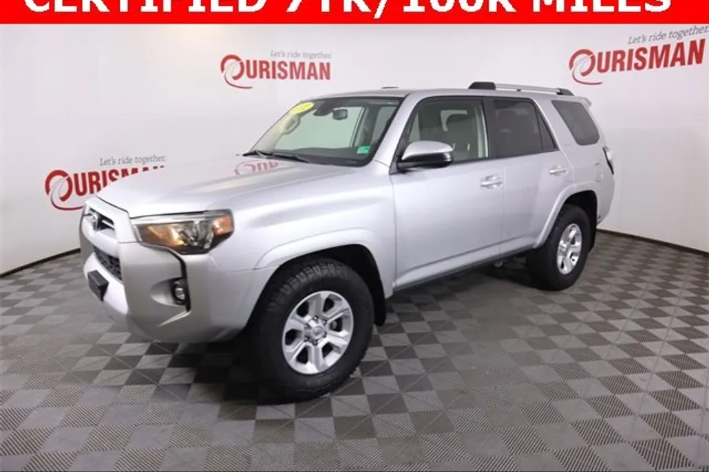 2022 Toyota 4Runner SR5 photo 1