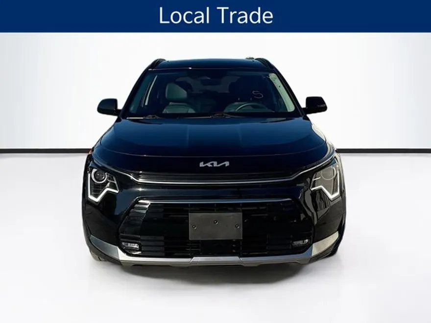 2023 Kia Niro EX Touring photo 1