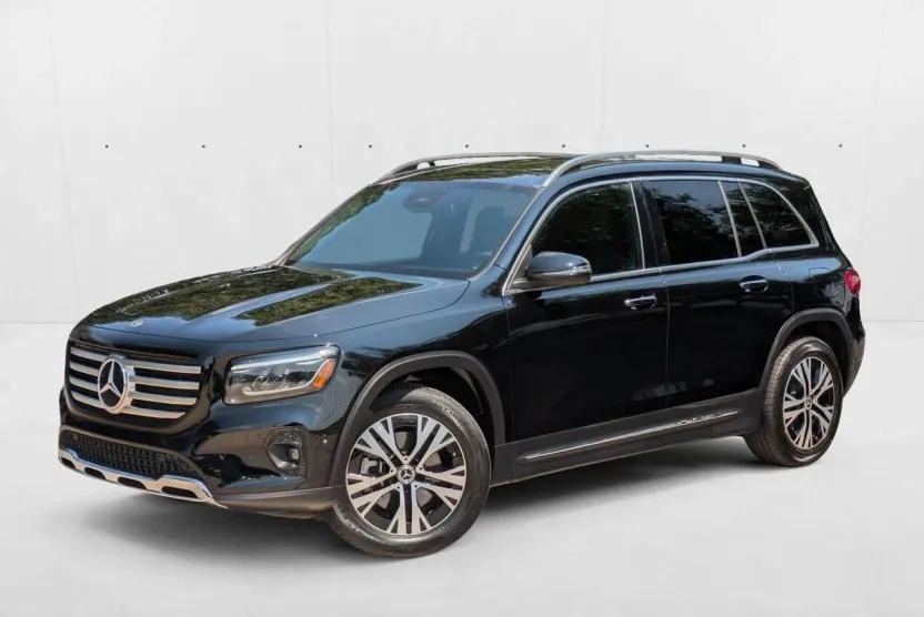 2024 Mercedes Benz GLB 250 photo 1
