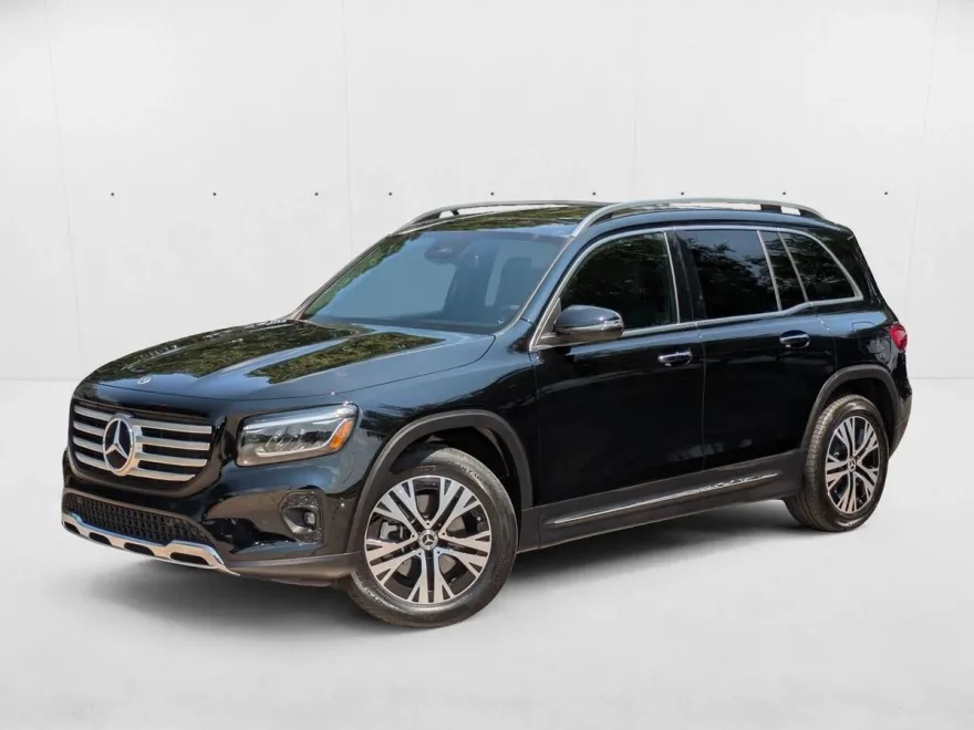 2024 Mercedes Benz GLB 250 photo 1
