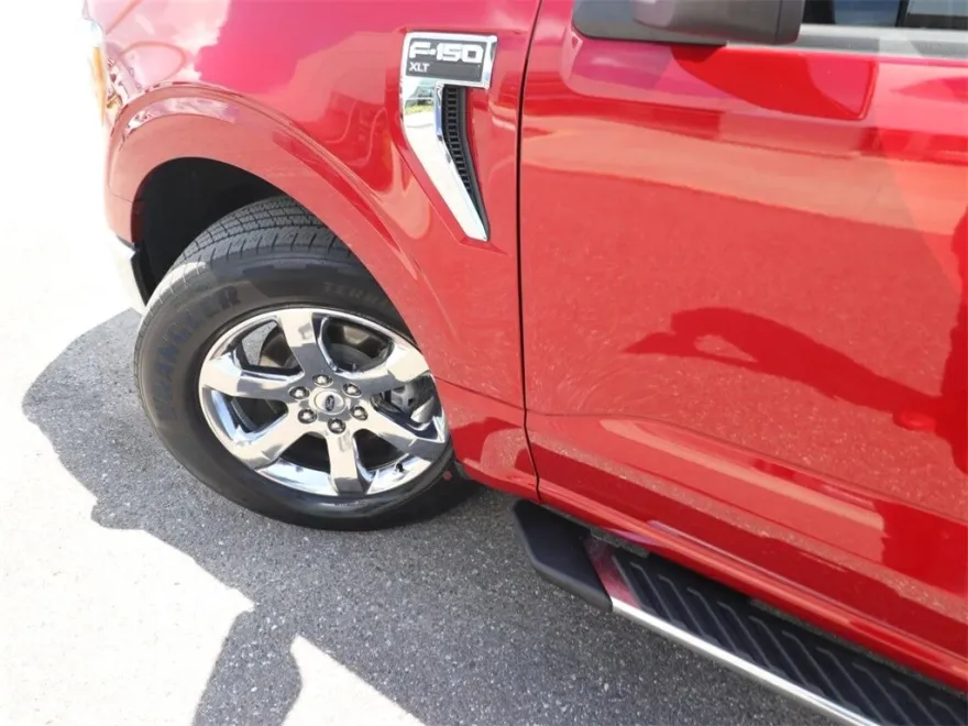 2022 Ford F-150 XLT photo 1