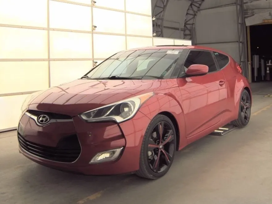 2016 Hyundai Veloster Base photo 1