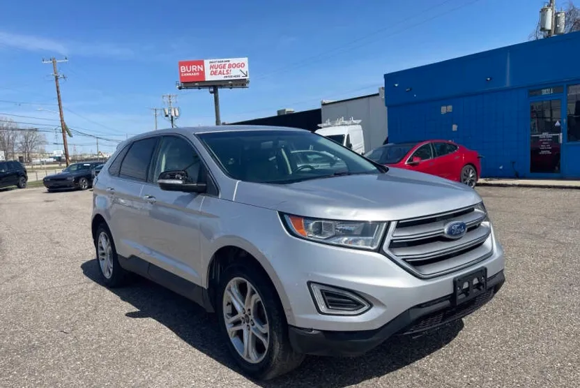 2018 Ford Edge Titanium photo 1