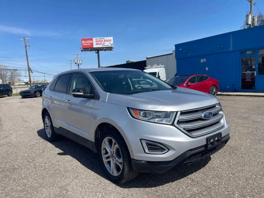 2018 Ford Edge Titanium photo 1